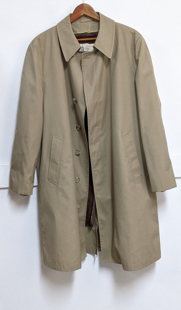 Vintage Men's 1960s London Fog raincoat tan size 42 regular